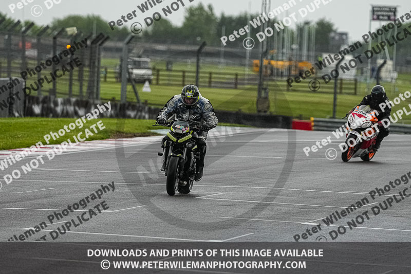 donington no limits trackday;donington park photographs;donington trackday photographs;estoril;event digital images;motorbikes;no limits;no limits trackdays;peter wileman photography;portugal;trackday;trackday digital images;trackday photos